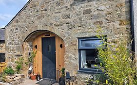 Cosy Coach House